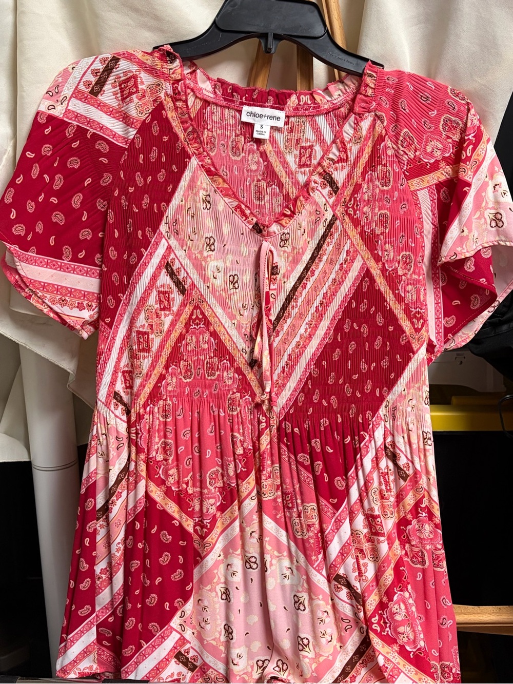 chloe+rene Women's Pink Paisley Tunic Top